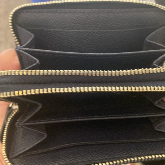 COACH floral bi-fold small wallet - Picture 3 of 4